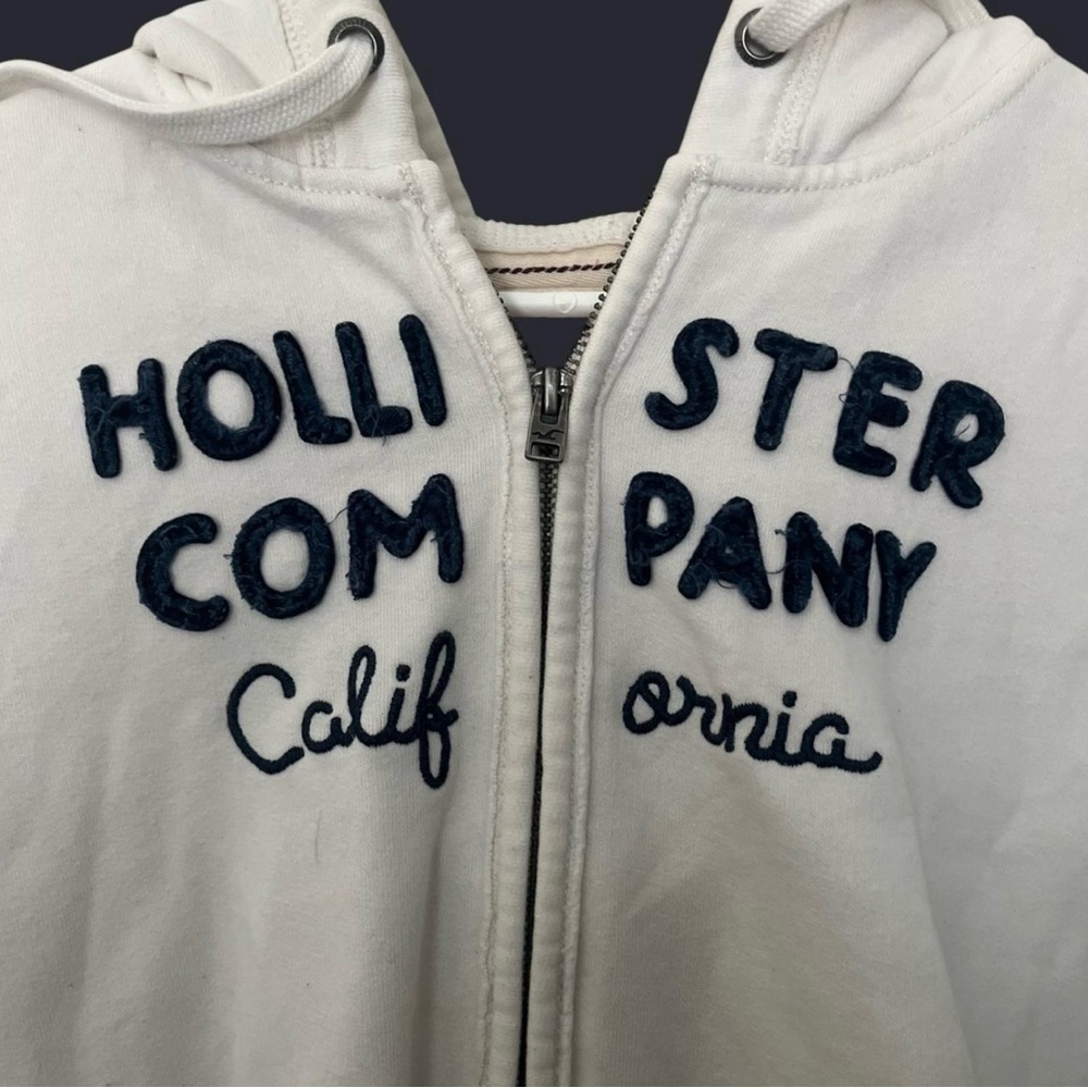 Hollister zip up